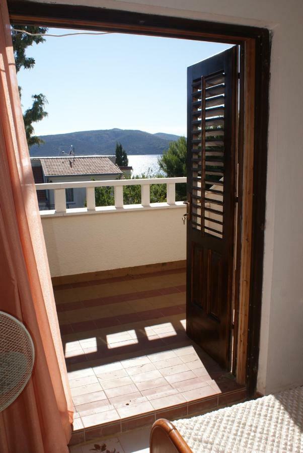 Villa Punta Donji Okrug  Exteriör bild